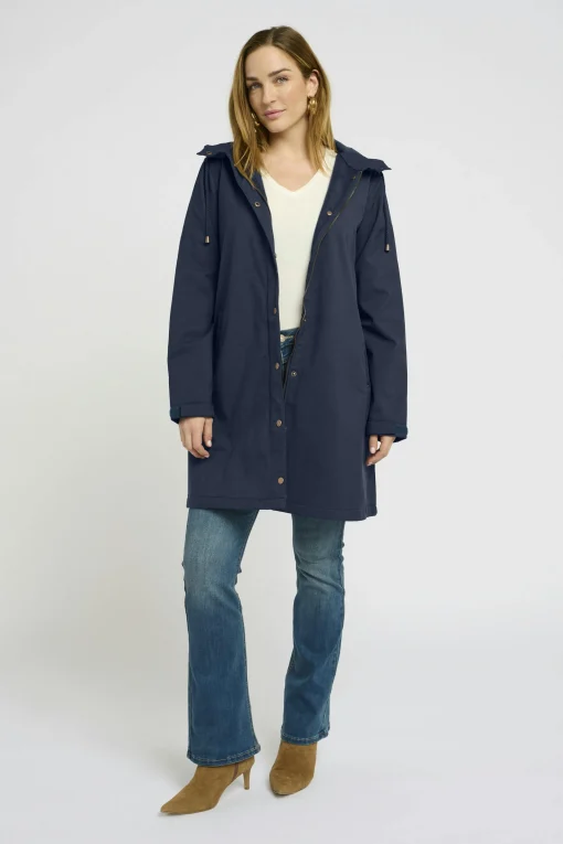 CRAlia Outerwear