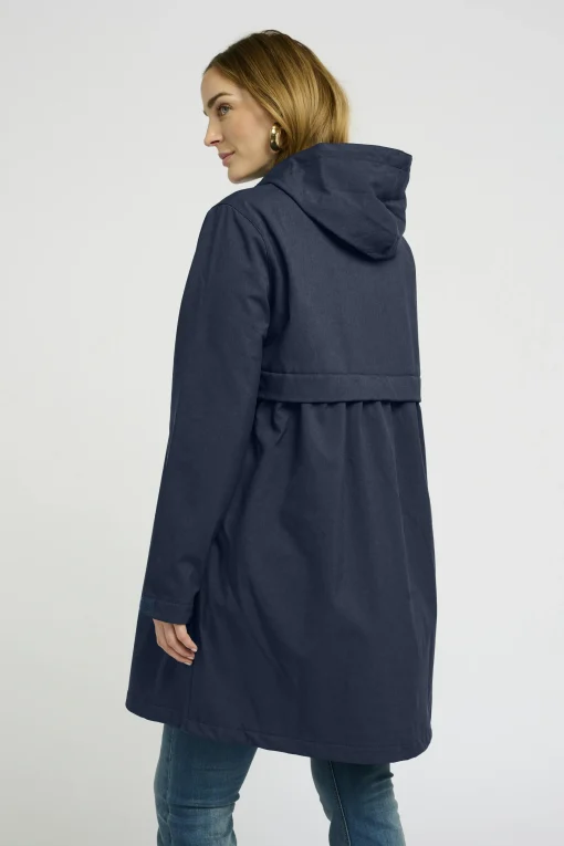 CRAlia Outerwear