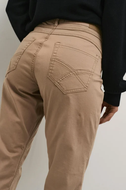CRAnn Jeans