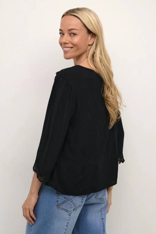 CRBea Blouse