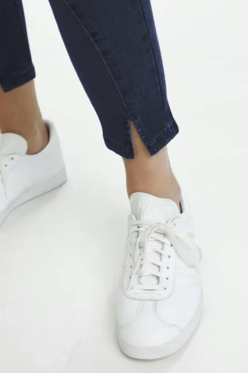 CRholly Jeans