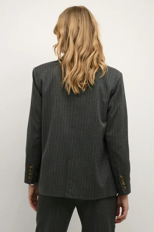 CRNavan Blazer
