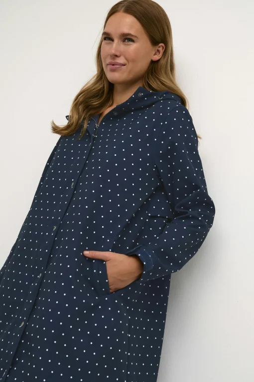 CRSola Outerwear