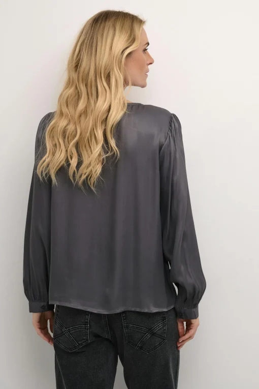 CRViria Blouse